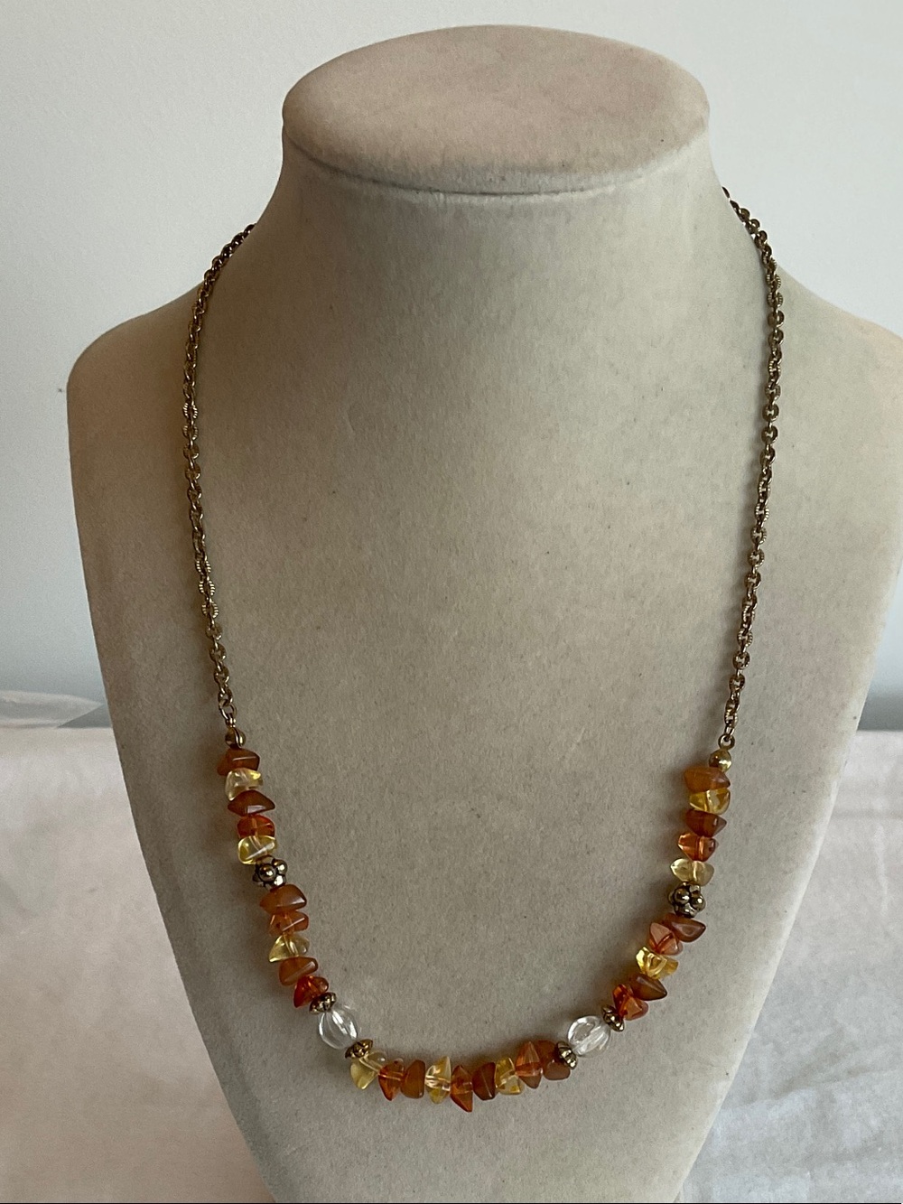 Avon Acrylic Beaded Choker Necklace